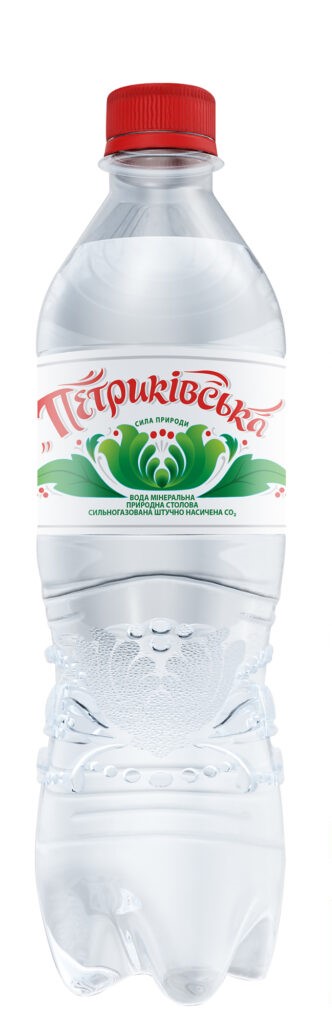 Вода мінеральна природна столова "Петриківська" сильногазована 0,5 л.